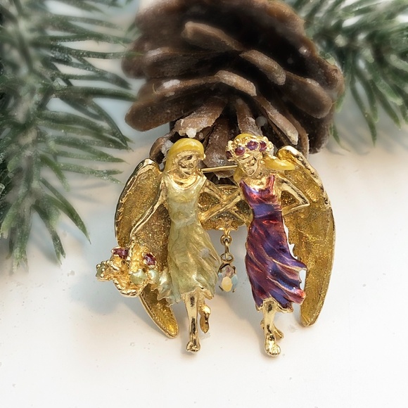 Vintage Kirks Folly Angel Brooch - Picture 3 of 5